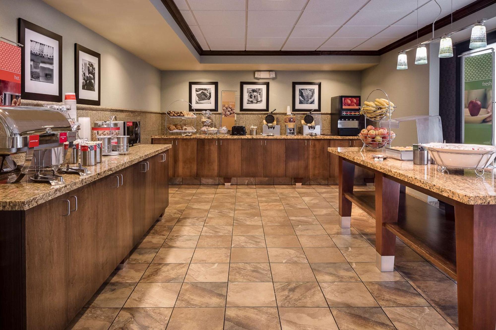Hampton Inn And Suites - Lincoln Northeast Екстериор снимка