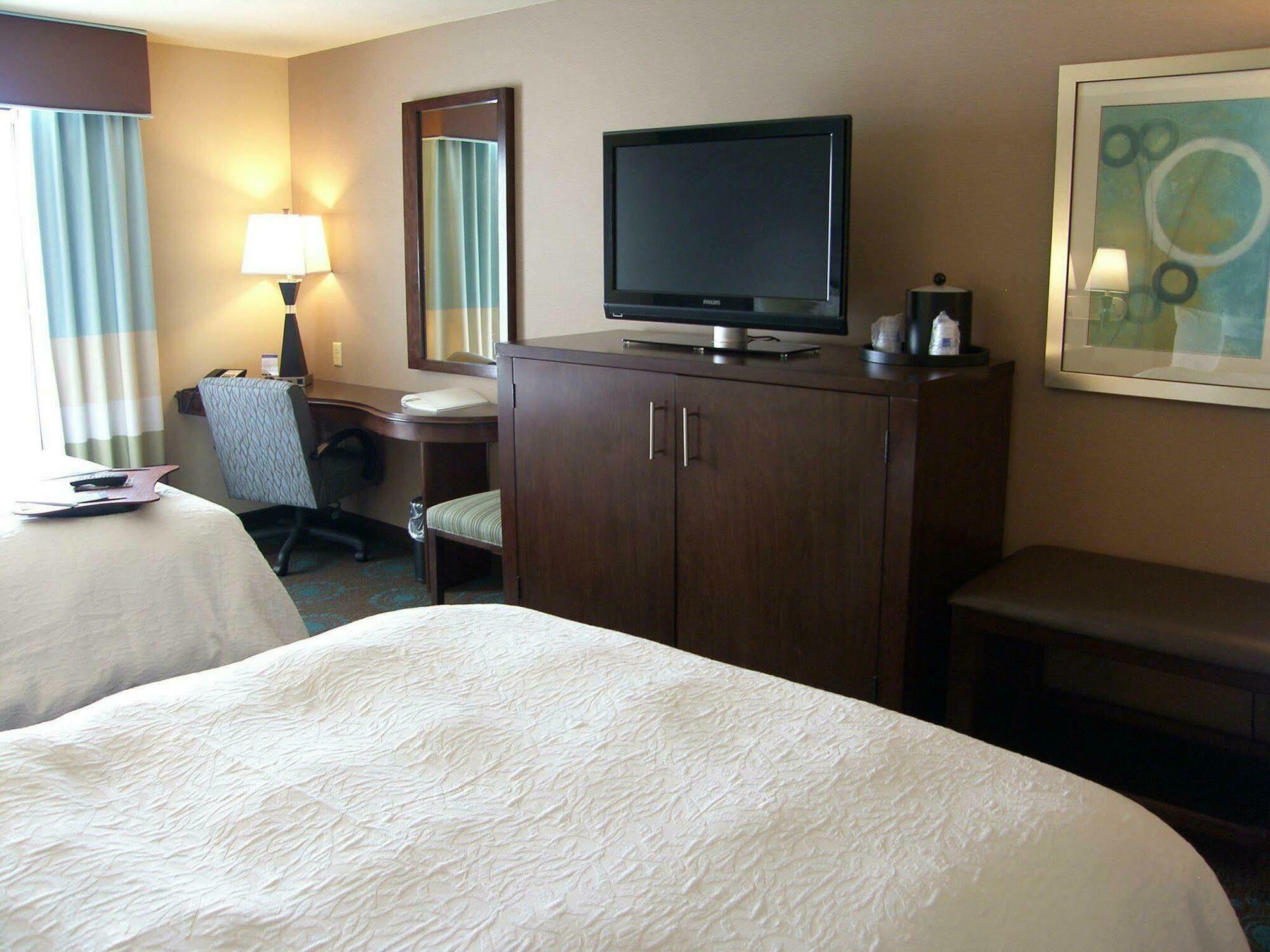 Hampton Inn And Suites - Lincoln Northeast Екстериор снимка